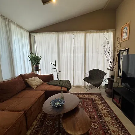 Cozy At The Market *