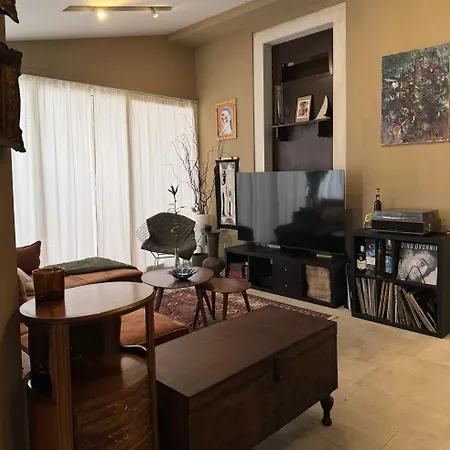 Cozy At The Market ザダル