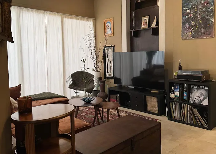 Cozy At The Market ザダル